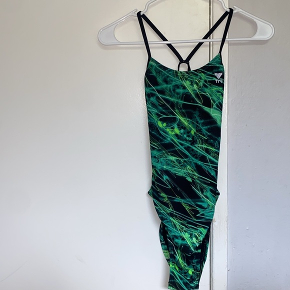 TYR cutoutfit one piece printed-28 - Picture 3 of 7